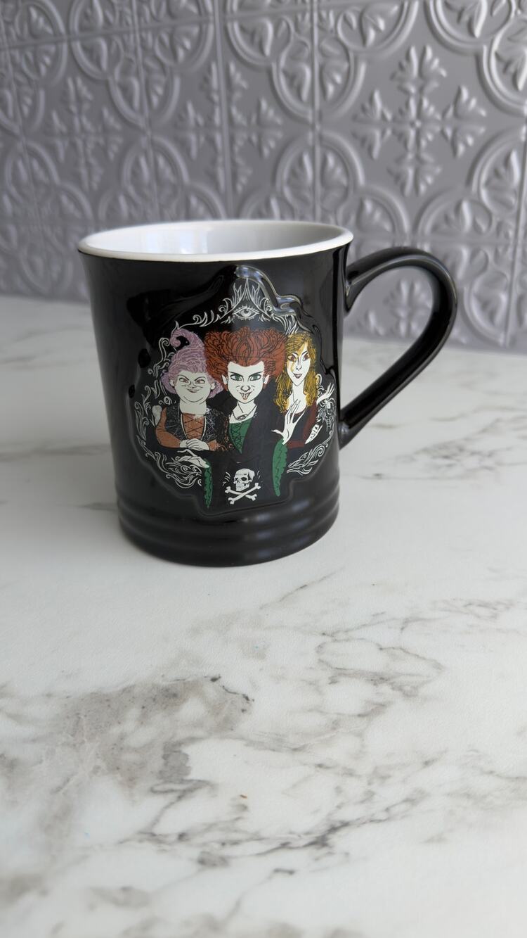 Disney Hocus Pocus Sanderson Sisters Mug Gather Round Sisters Ceramic 16 oz NEW
